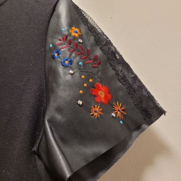 Zara Shift Dress Faux Leather Short Floral Embroidered Sleeves Black - Picture 2 of 3
